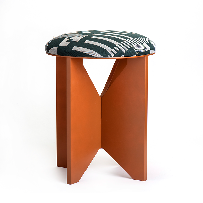 Ottoman X שרפרף ג׳ינג׳ר